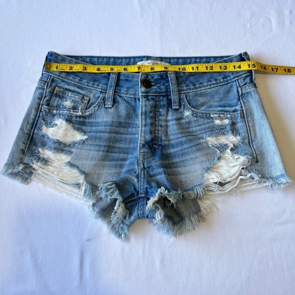 Abercrombie and Fitch Cut-Off Jean  shorts sz 25 - Picture 4 of 7